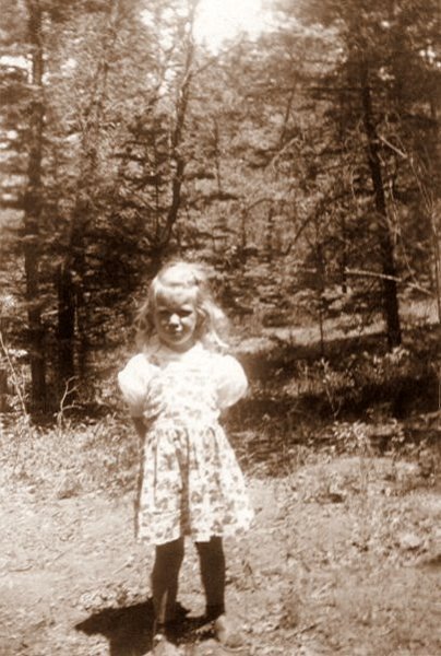 Laura Sue in Ruidoso, May 1948